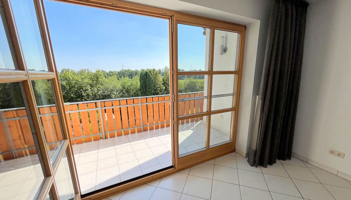 Süd-West-Balkon der Maisonette in Gundelsheim