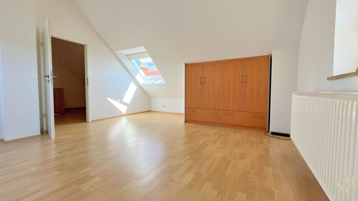 Weiterer Bereich des ausgebauten Spitzbodens